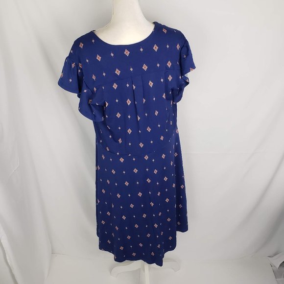 New Monteau Ruched Flutter Sleeve Shift Dress - Picture 4 of 7